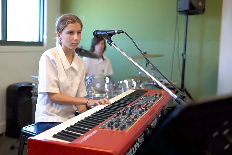 Music practice on keyboard